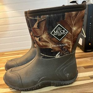 The Original Muck Boot Company Field blazer Camo neoprene hunting/mud boot.